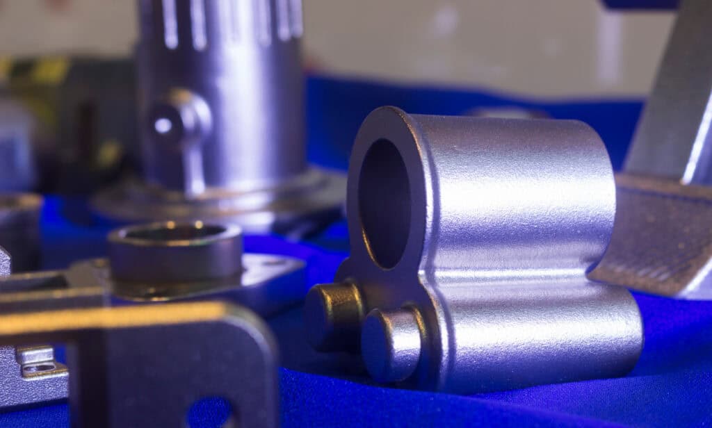 Finishing applications - investment removal