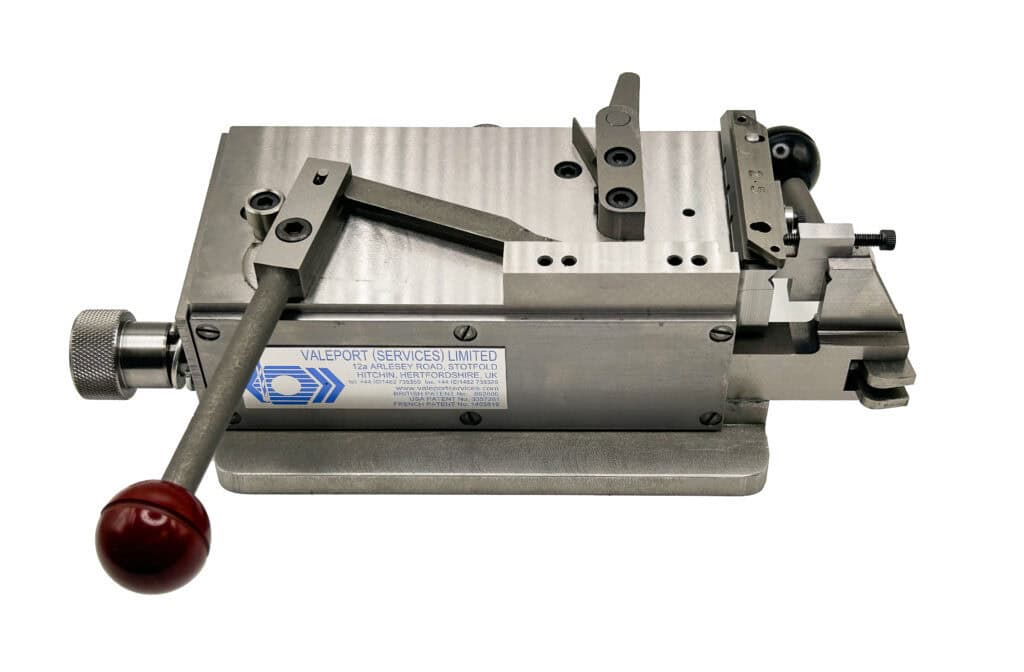 Valeport Services - Chevron Jig - Wire Hole Drilling